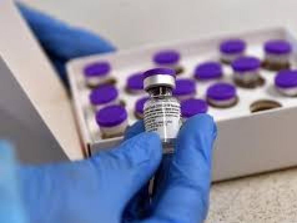 La UE espera tener tres vacunas en enero, Pfizer, Moderna y AstraZeneca