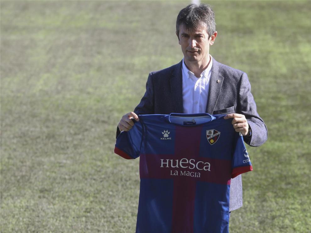 Pacheta llega al Huesca "con toda la ilusión del mundo a conseguir el objetivo"