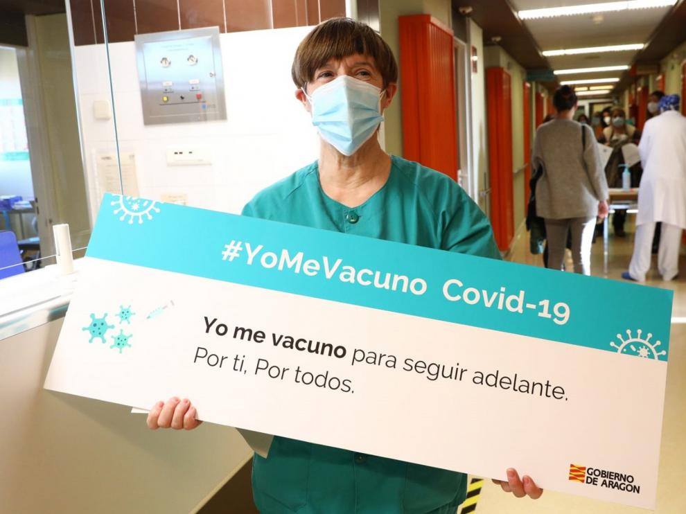 Comienzan a vacunar a sanitarios de Atención Especializada en el Clínico de Zaragoza con la dosis de Moderna