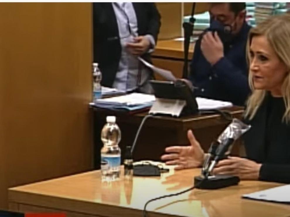 Cifuentes: "Realmente no defendí el Trabajo de Fin de Máster"