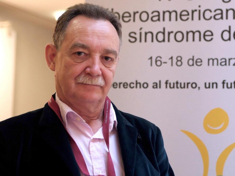 José Borrel, presidente del Colegio de Médicos: "Estamos muy hartos y muy cansados"