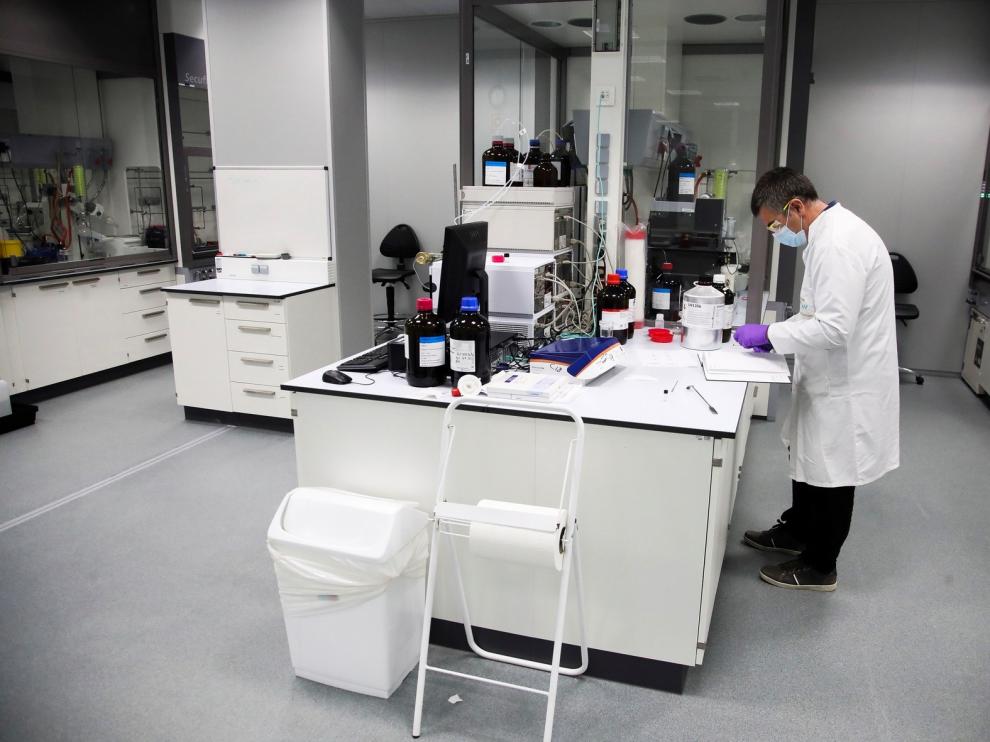 Un antiviral español reduce casi al 100 por cien la carga viral de SARS-CoV-2
