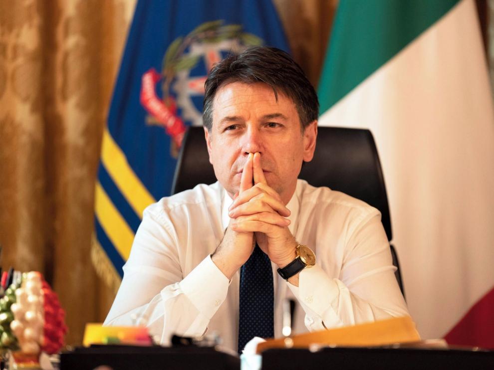 Conte presenta su dimisión como primer ministro de Italia