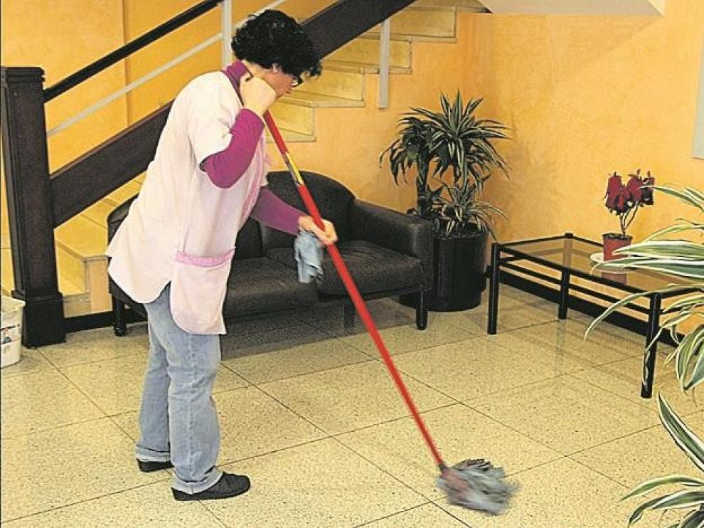 CCOO exige al Salud que refuerce el servicio de limpieza de todos los centros sanitarios