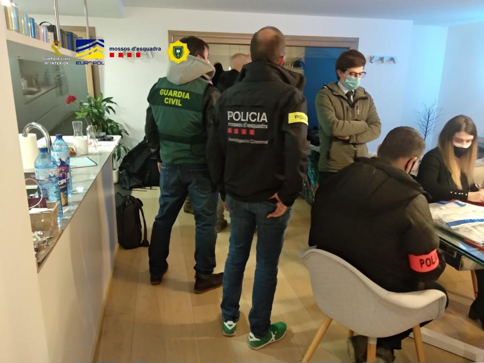 Detenidos seis individuos en Andorra por supuesta estafa por "Trading"