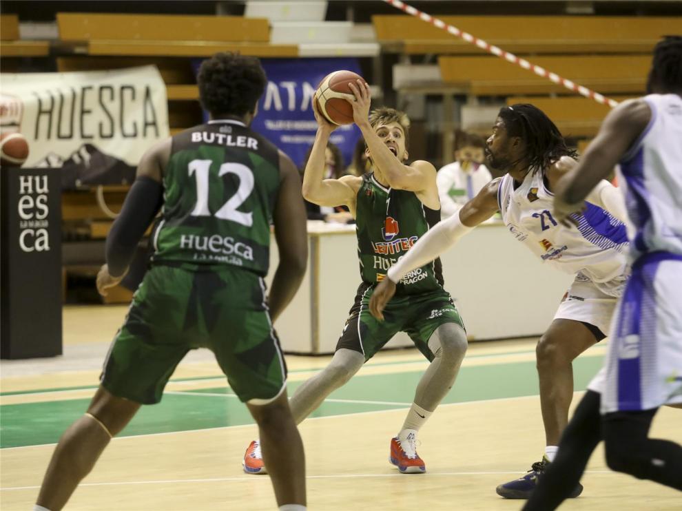 El Levitec Huesca recibe al poderoso HLA Alicante (21 horas)