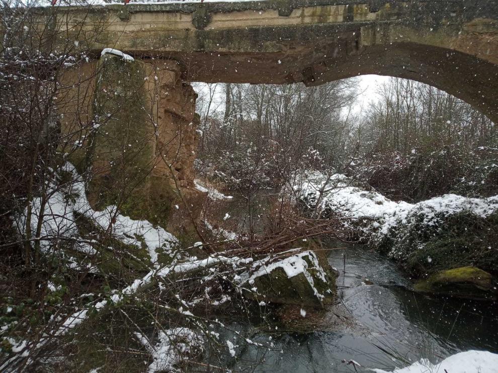 Se cae el Puente Viejo de Lalueza
