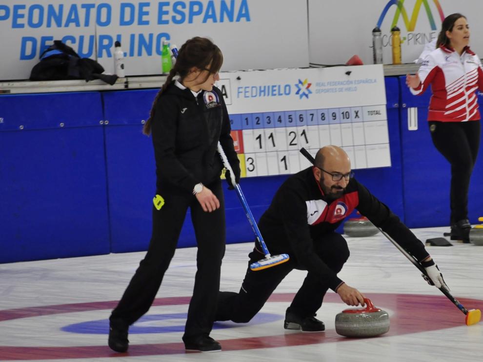 Los siete equipos de curling de Jaca, a por los cuartos del Nacional de Mixtos