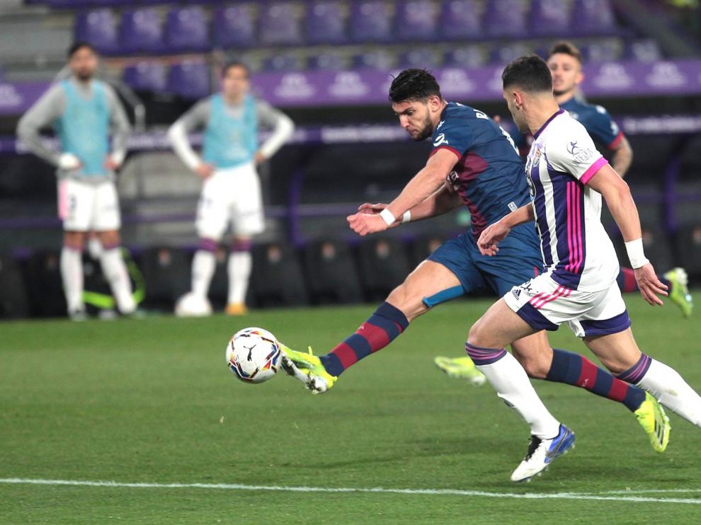 ¿Quieres ver cómo fue el triplete de Rafa Mir ante el Valladolid?