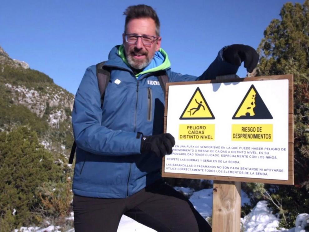 "Chino Chano" camina por la Jacetania desde Sigüés a Salvatierra de Esca