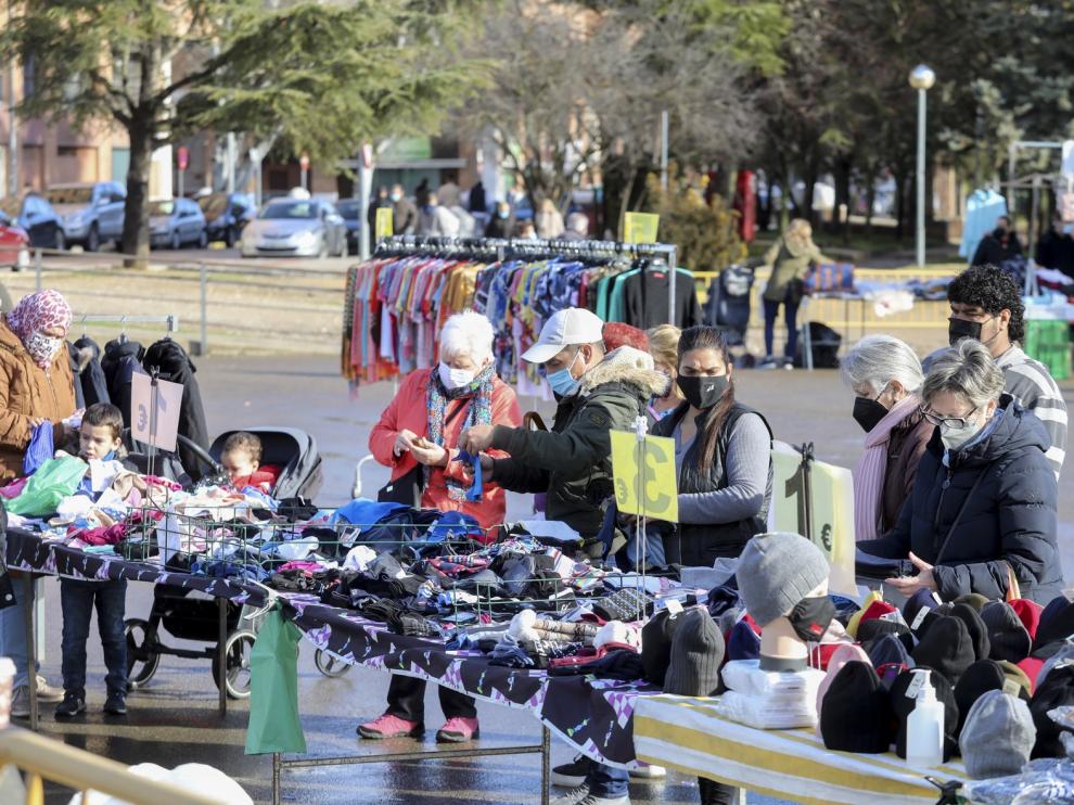 El mercado ambulante de Huesca pasa por una situación "muy difícil"