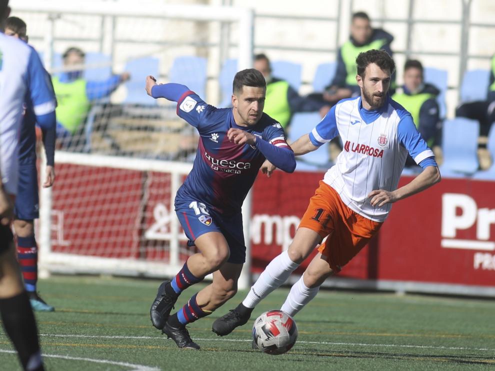 El Huesca se estrella en el frontón