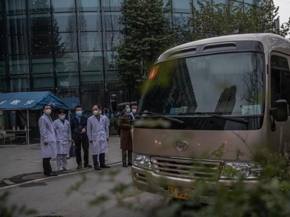 OMS entrevista a los primeros pacientes de covid en Wuhan