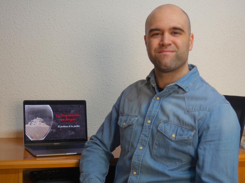 Adrián Betrán Sarasa: "El diseño es una forma de emplear el arte en problemas del día a día"