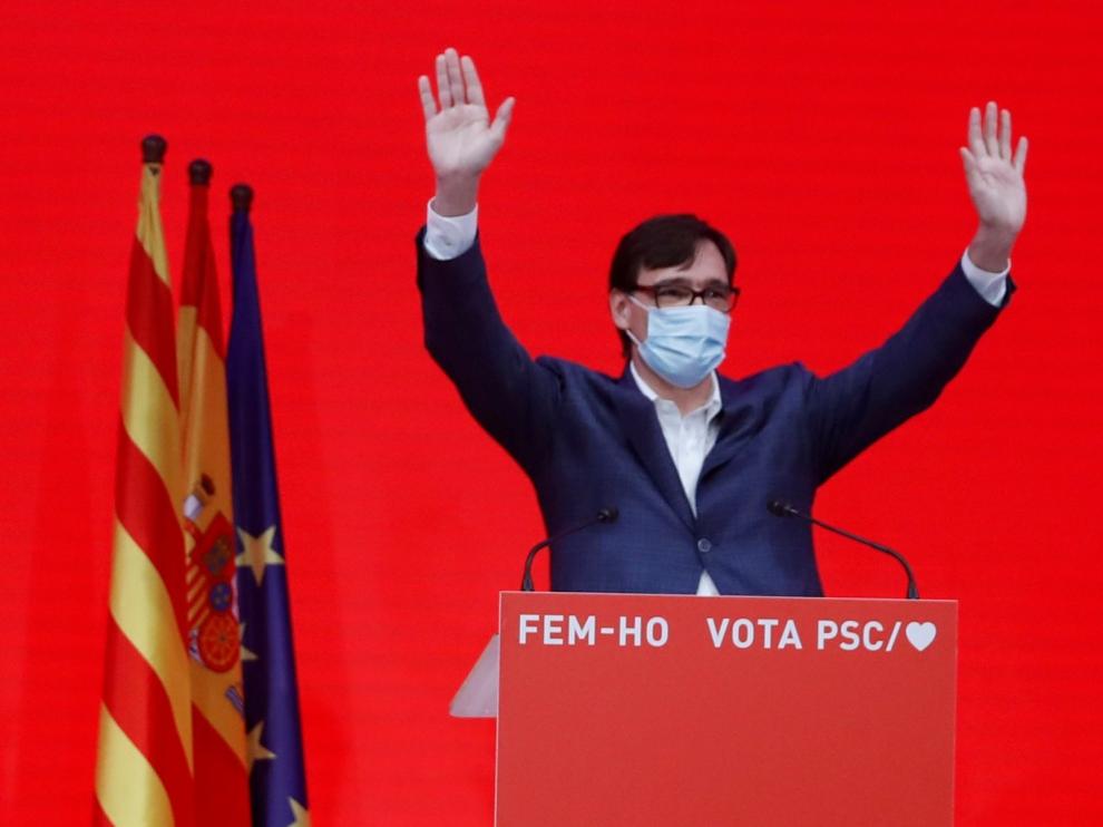 El PSC gana en votos y empata en escaños con ERC, pero el independentismo suma mayoría absoluta