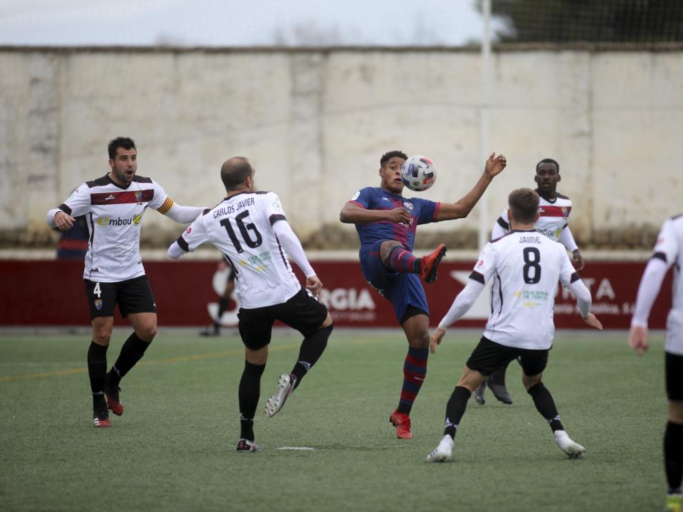 Empate positivo para el Huesca