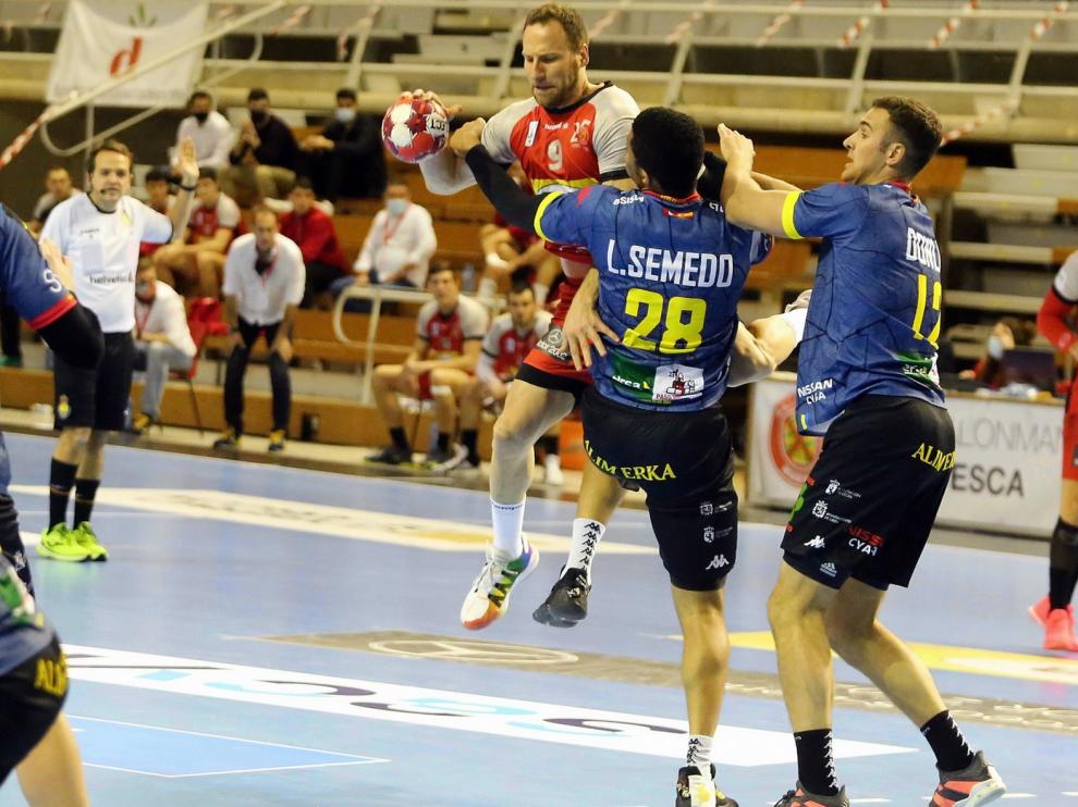 El Bada sueña después de una primera vuelta para la historia