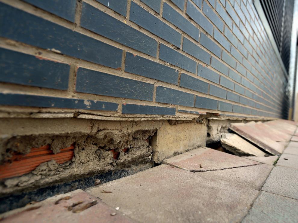 Los vecinos del edificio Laurentis de Huesca viven una "situación insostenible"
