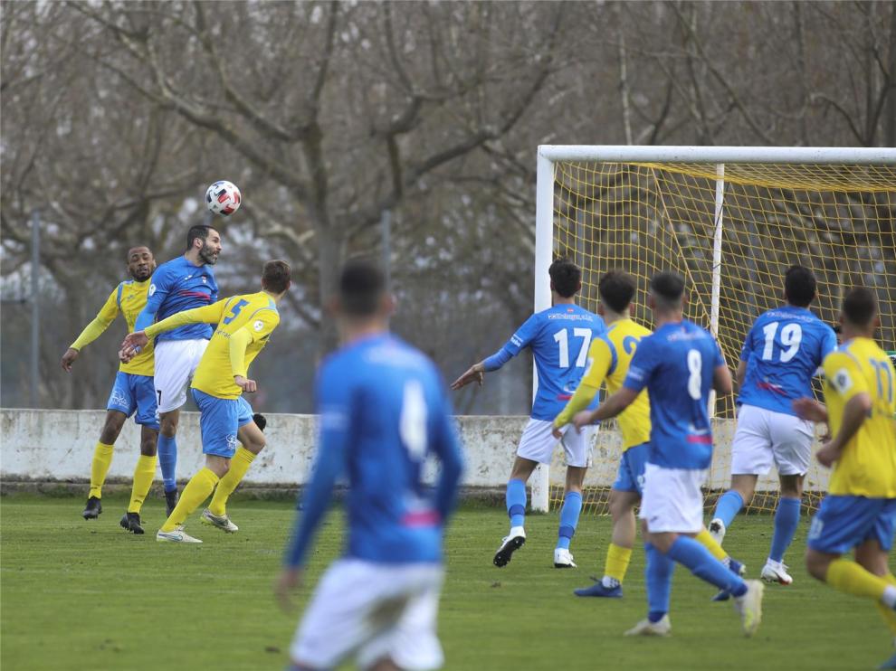 Los equipos de Segunda B, Tercera, DHJ y LNJ podrán recibir público en sus campos