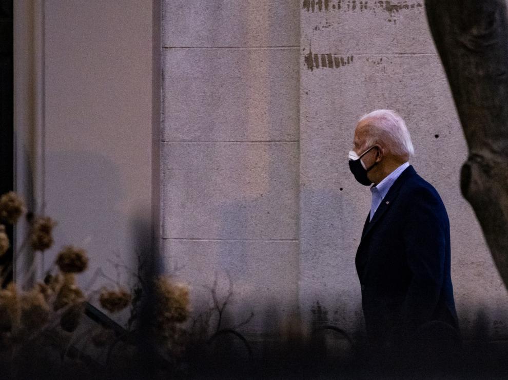 El primer mes de Joe Biden, un récord de decretos y escollos