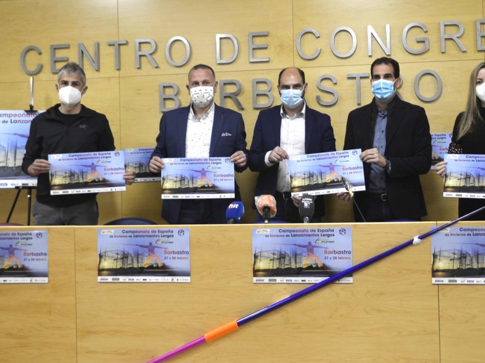 Barbastro acoge el nacional másters de lanzamientos largos