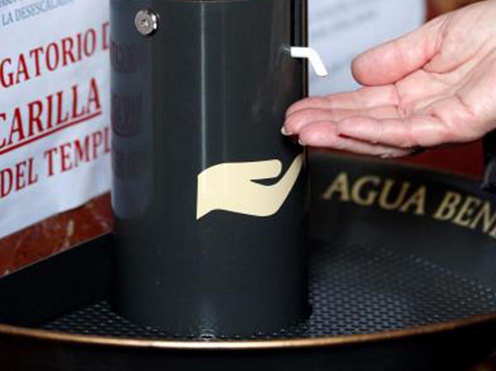 Dispensador de agua bendita