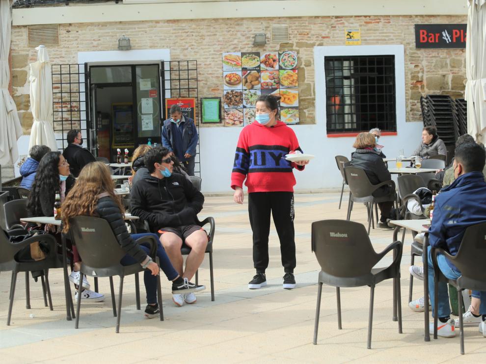 ambiente tiendas y bares