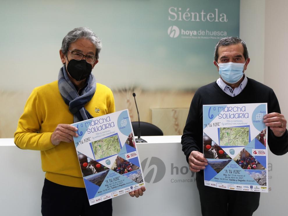 Guillermo Palacín, acalde de Nueno, junto a Antonio Rico, representante de Entarachén Bosco Global.