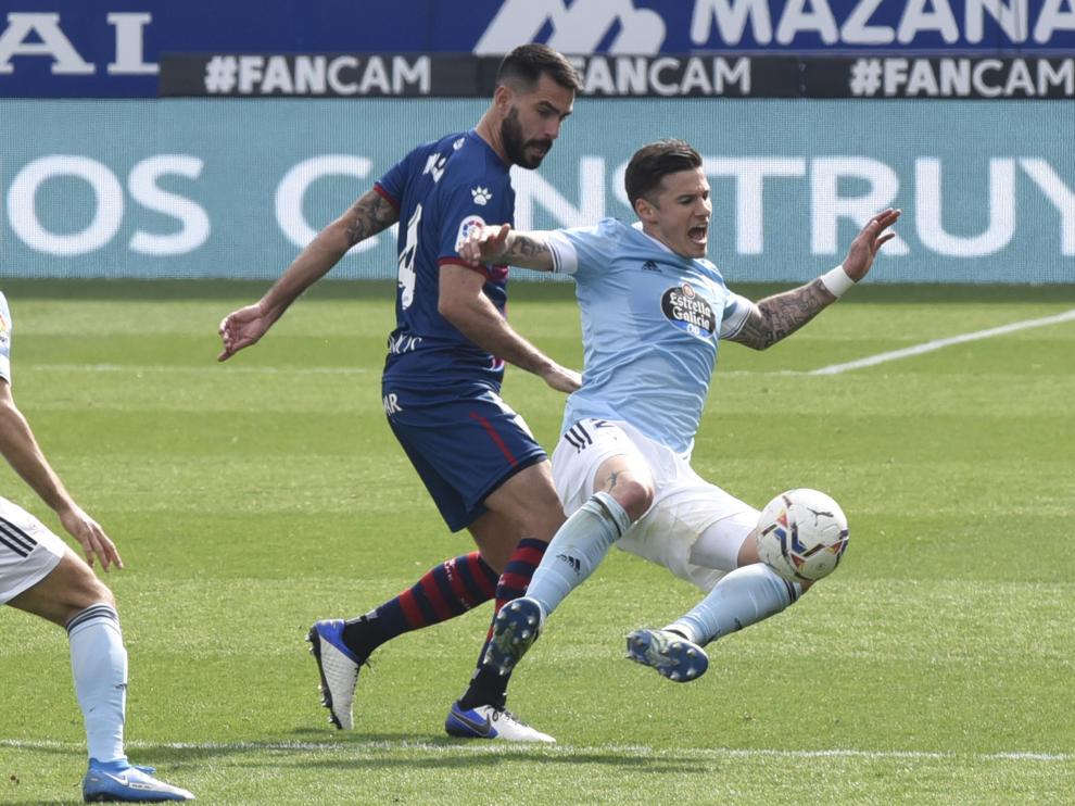 Partido Huesca-Celta disputado en El Alcoraz.