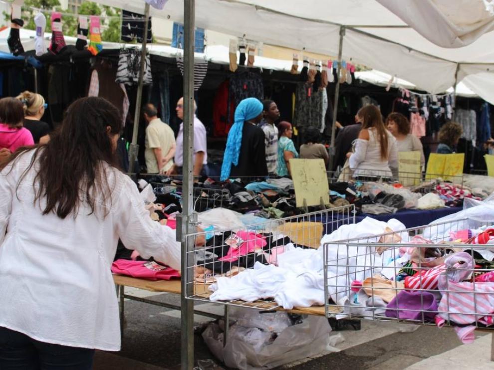 Mercado mensual de Binéfar en una edición anterior