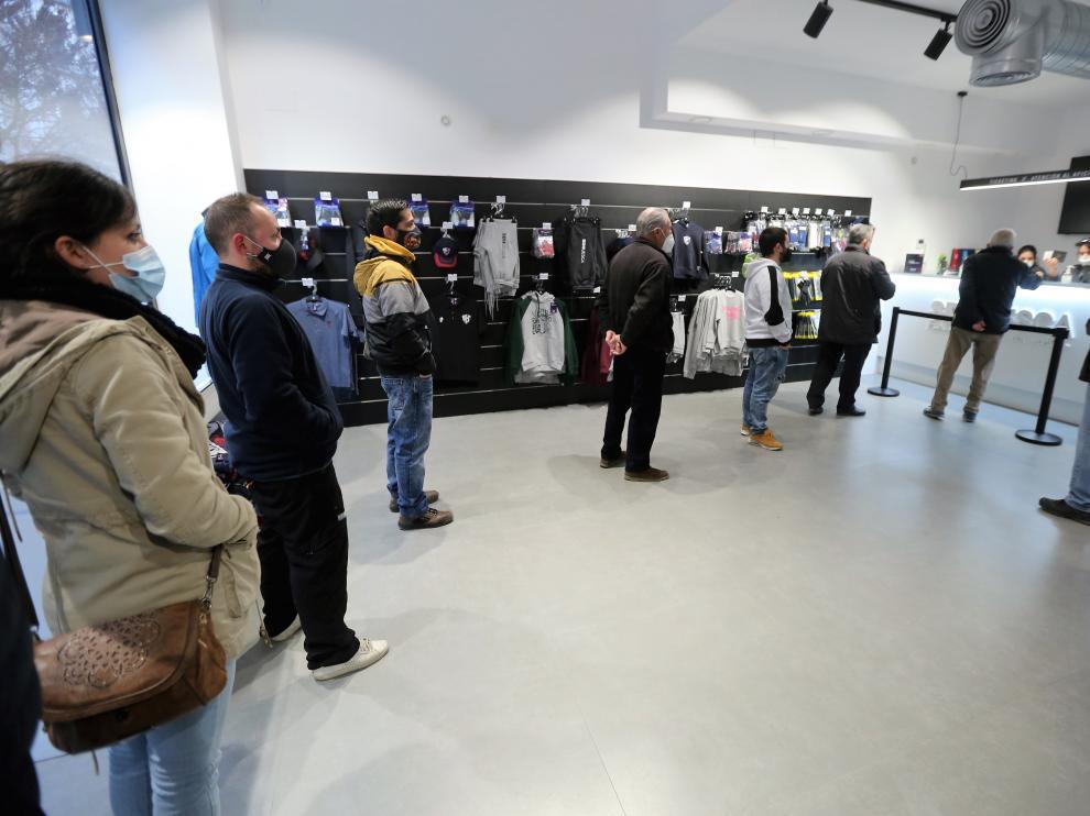 Imagen de la tienda oficial de la SD Huesca