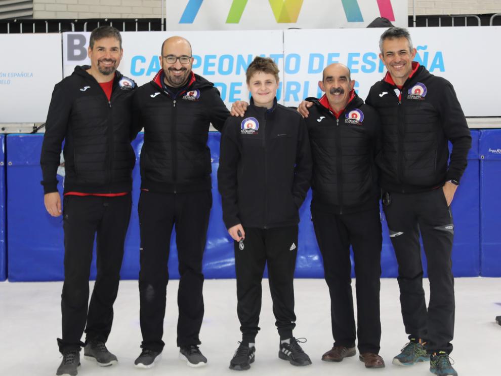 Bernal, Munuera, Palacín, Hernández y Gracia, componentes del Club Hielo Jaca, que quedó cuarto.