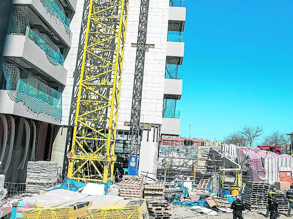 El accidente se produjo en la Torre Zaragoza, el edificio en construcción más alto de la capital aragonesa.