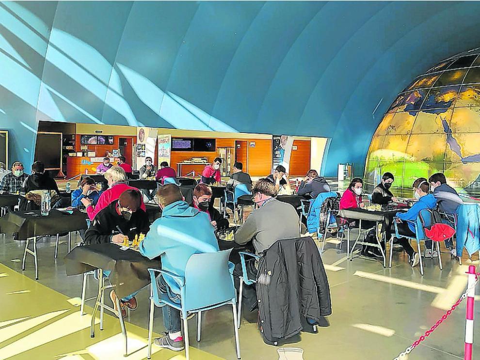 El Planetario se estrenó como sede de las partidos del Jaque Pirenauto.