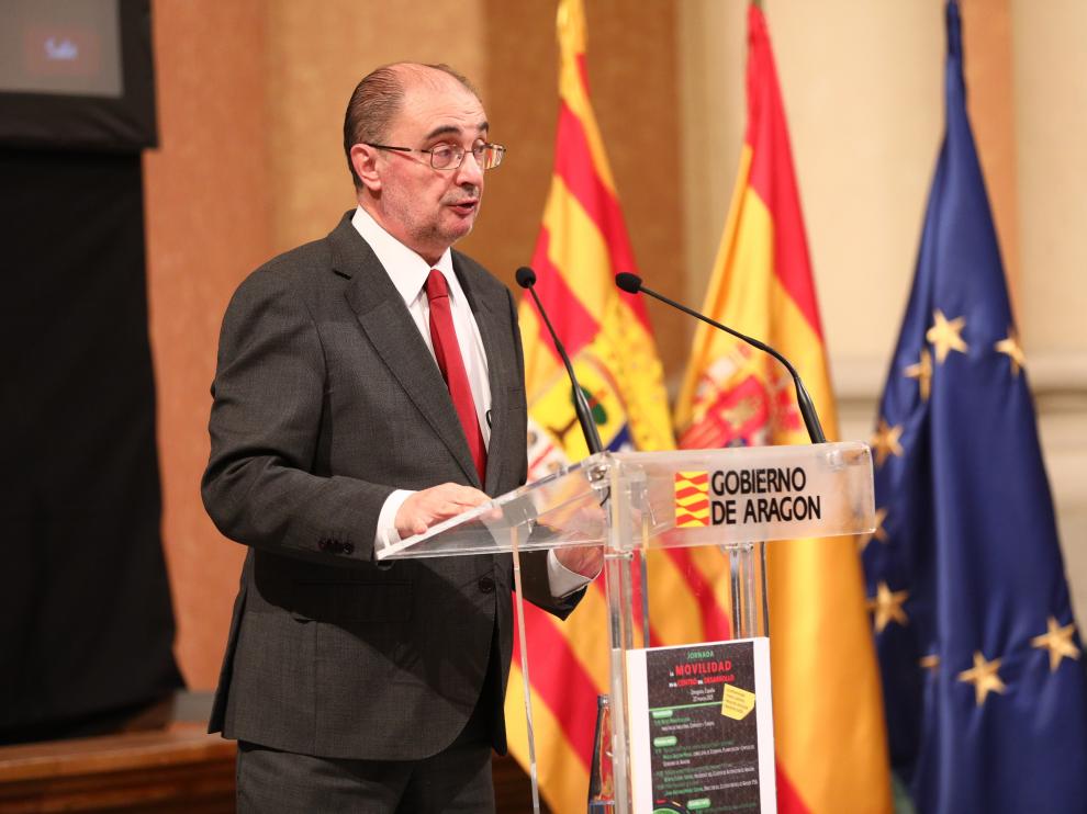 Javier Lambán pide mantener las "alarmas encendidas"