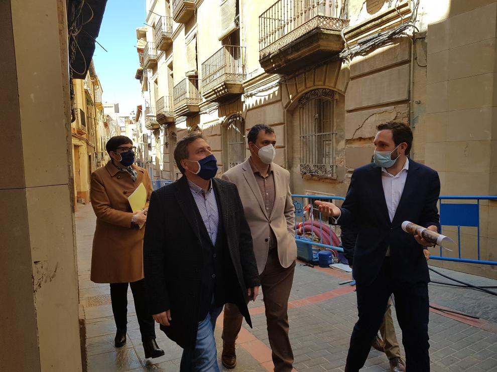 Visita del consejero de Vertebración del Territorio, José Luis Soro, ayer a Monzón.