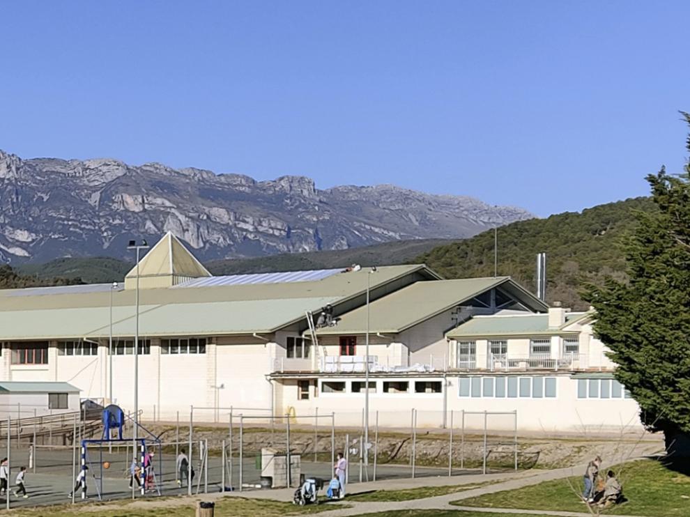 Plano general del polideportivo de Aínsa.