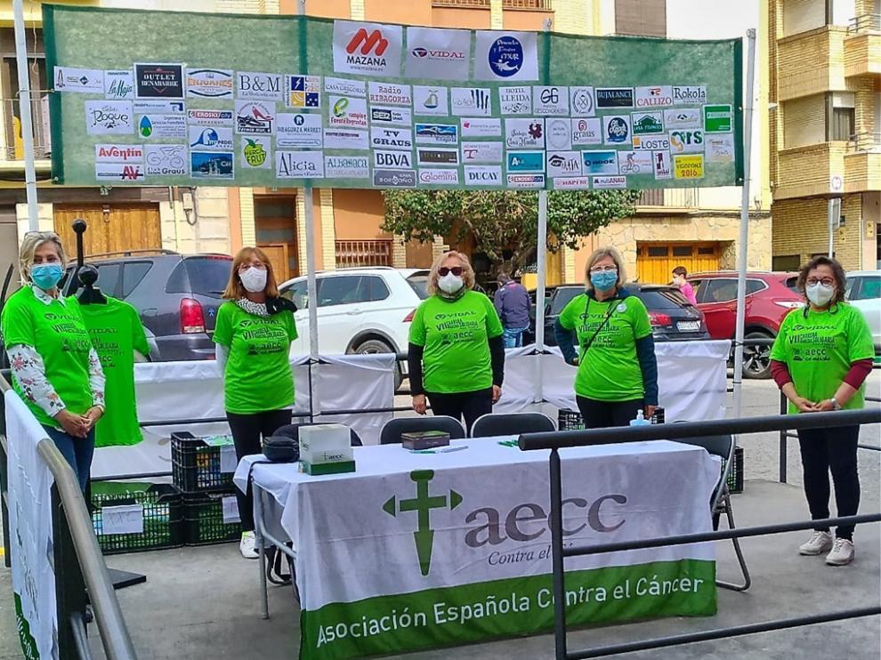 Mesa de la AECC en Graus