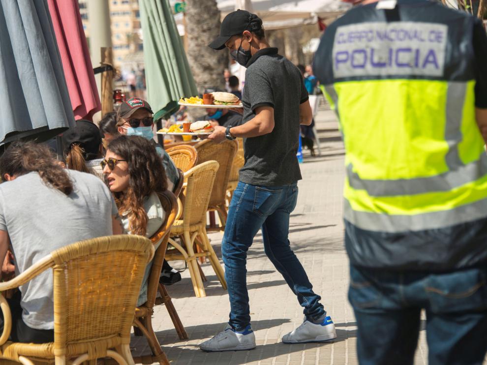 Policía Nacional, realizando un servicio en Palma de Mallorca