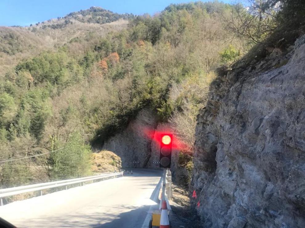 Corte de la N-260 por obras en el Congosto de Ventamillo.