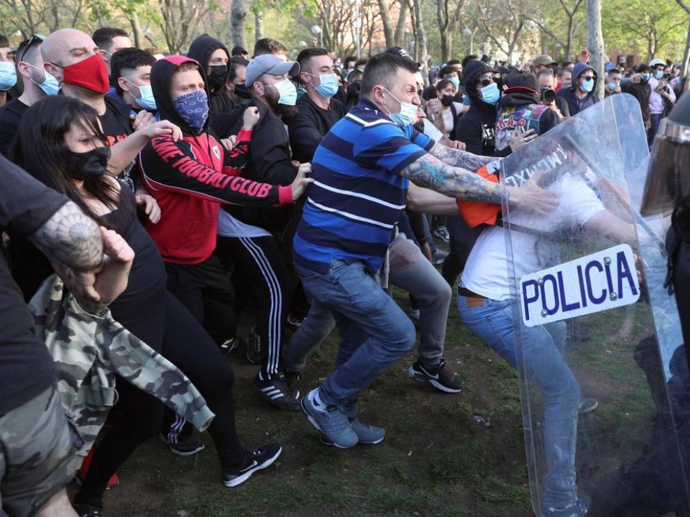 Disturbios en un mitin de Vox en Vallecas