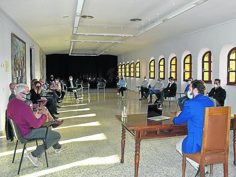 Reunión constitutiva del comité de crisis