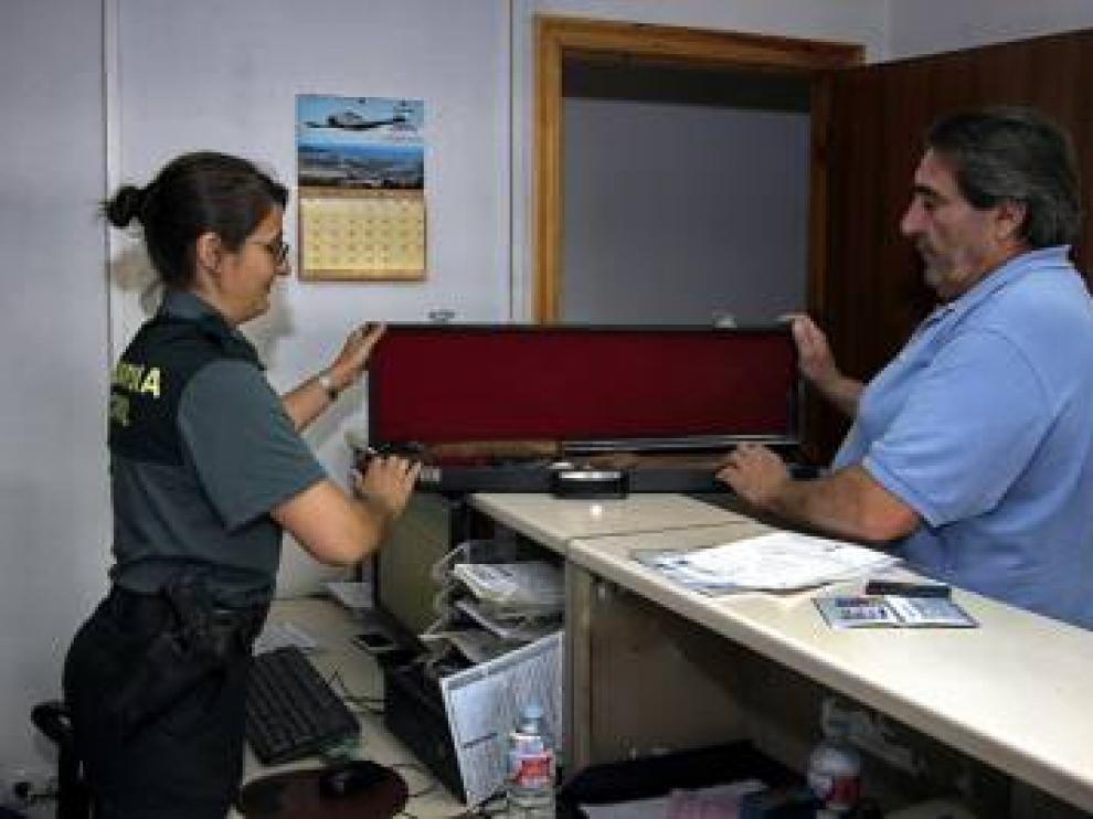 Imagen de una unidad de Intervenciones de Armas y Explosivos de la Guardia Civil