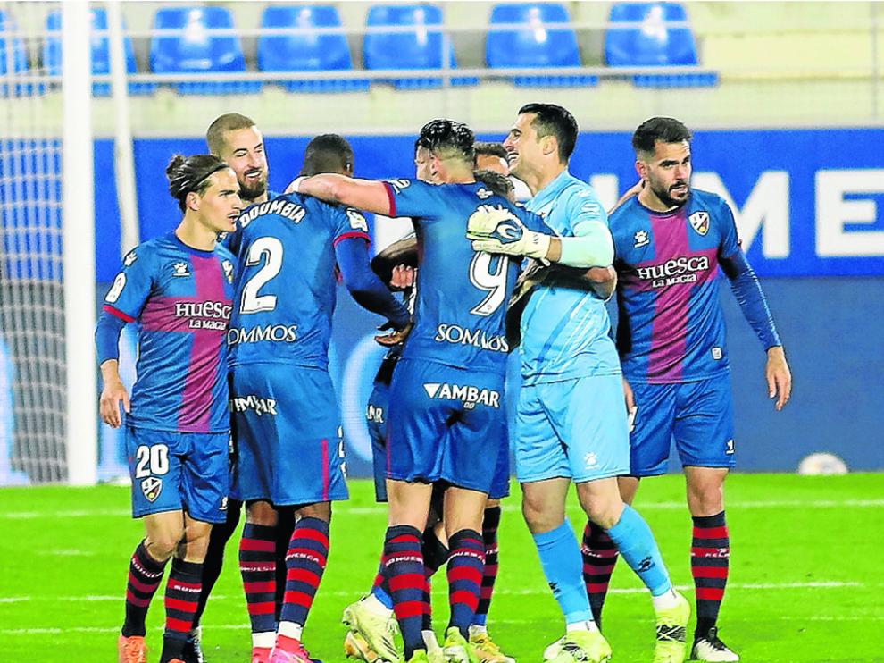 El Huesca ha formado un bloque duro de batir en las últimas jornadas.
