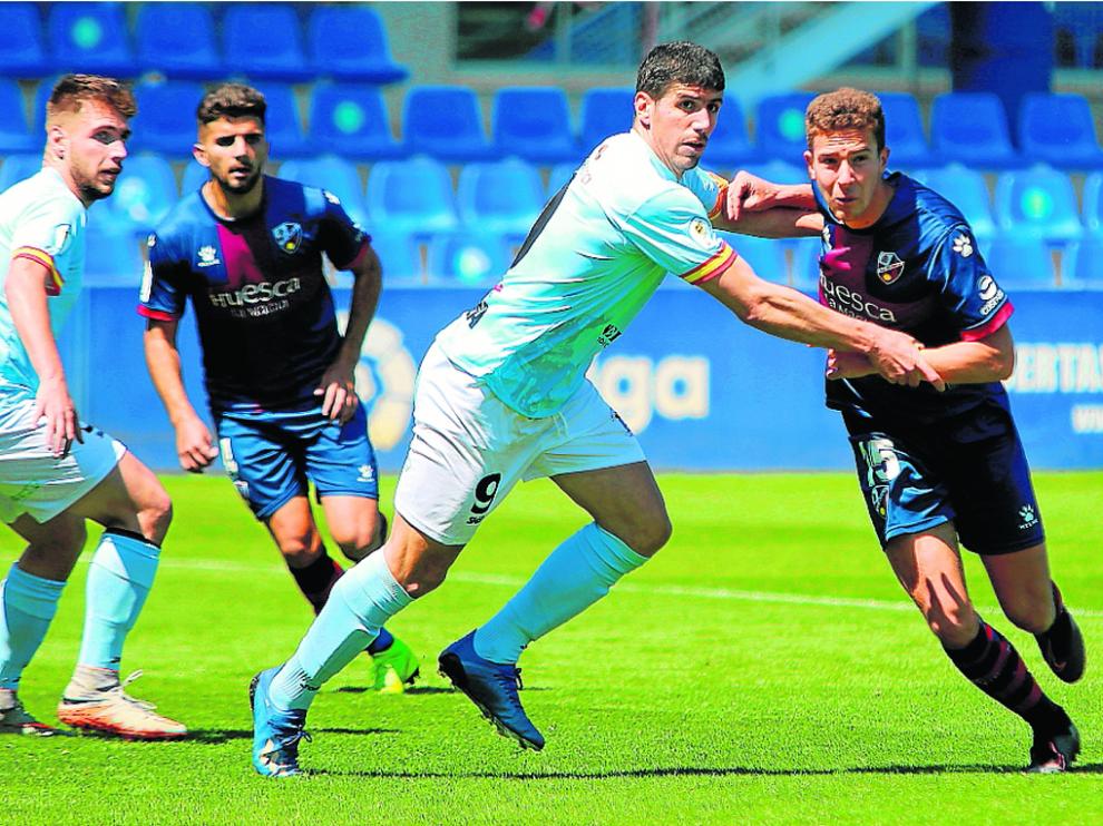 El Brea contuvo bien al Huesca B.