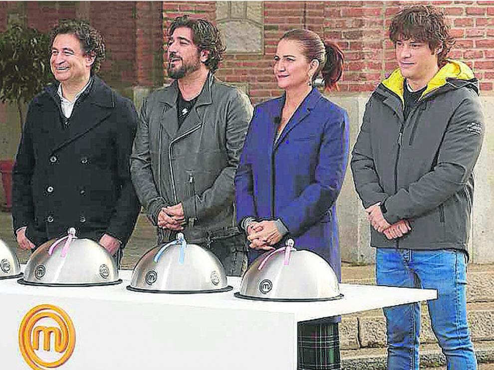 El cantante Antonio Orozco, voluntario del Banco de Alimentos de Madrid, invitado en la prueba de exteriores