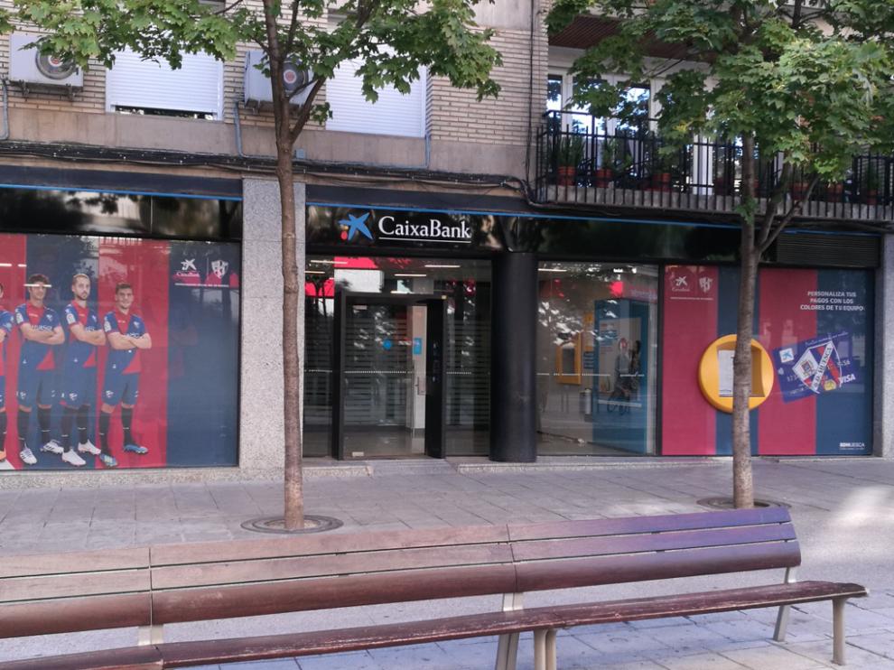 Oficina de Caixabank en Huesca