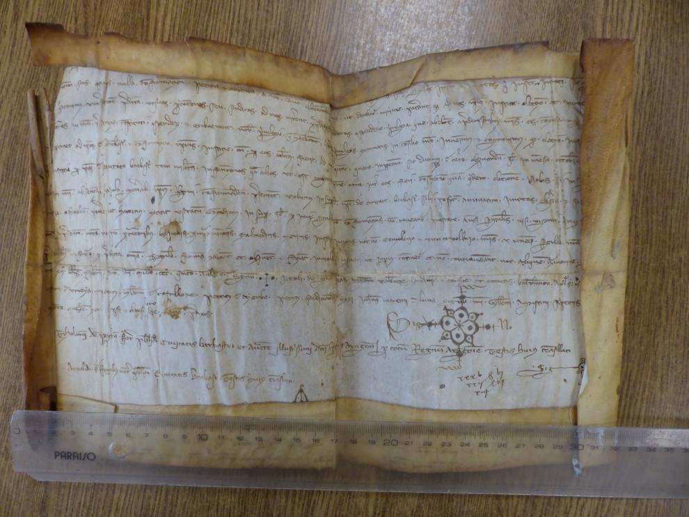 Original del traslado notarial del Privilegio de Jaime II de Aragón.