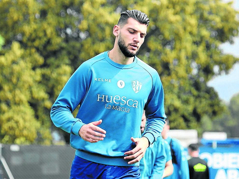 Rafa Mir, en la sesión de entrenamiento de ayer.
