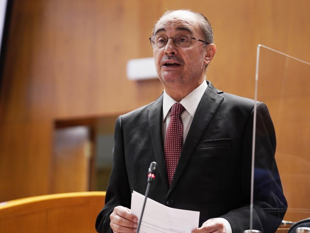 Javier Lambán en el Pleno de las Cortes celebrado este jueves